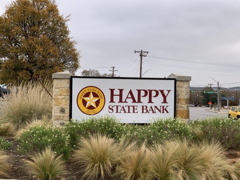 3D-outdoor-sign-bank