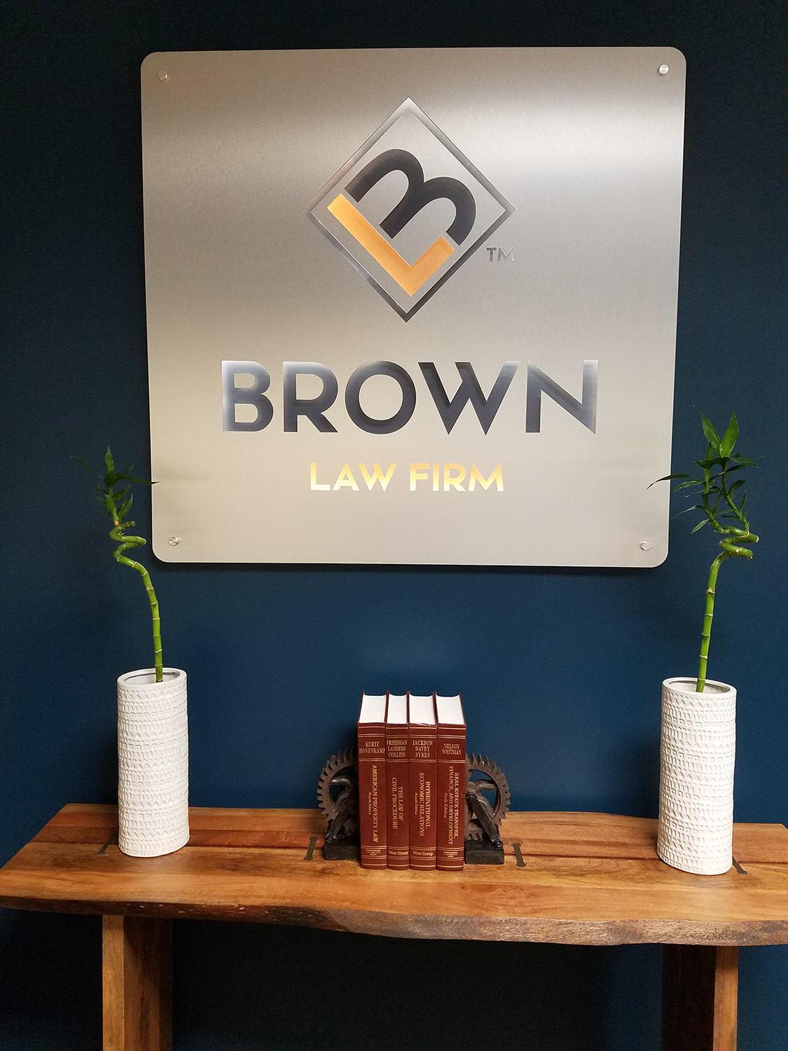 lobby-logos-brown-law-firm