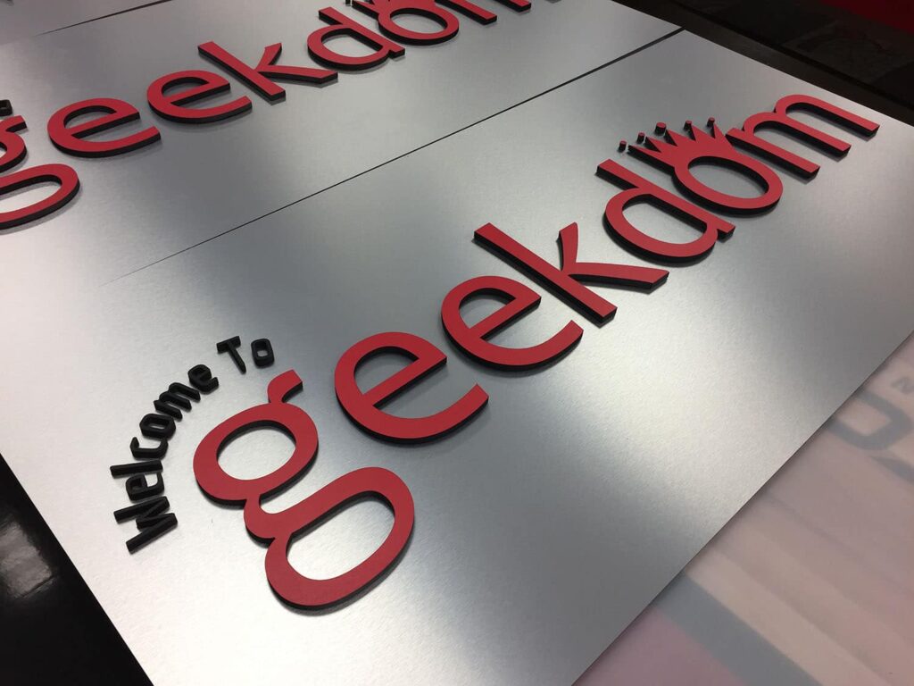 lobby-logos-geekdom