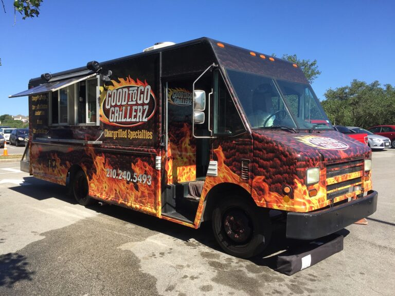 vehicle-car-wraps-graphics-foodtruck-wrap