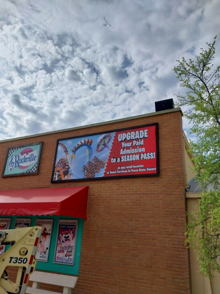 banner in frame