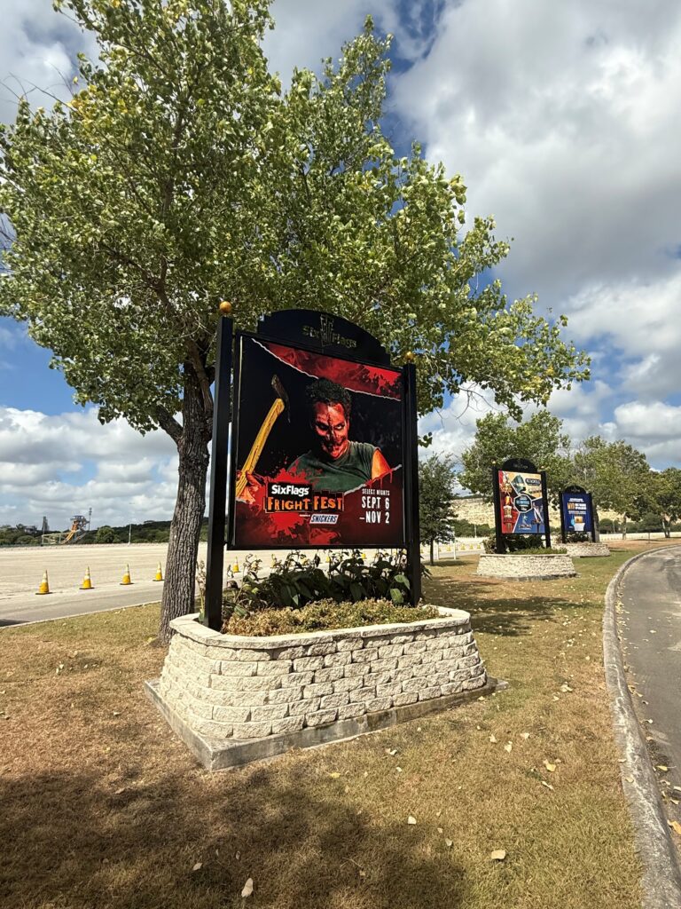 six flags exterior signs